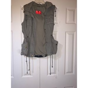 Online Boutique Limelush Versatile Vest